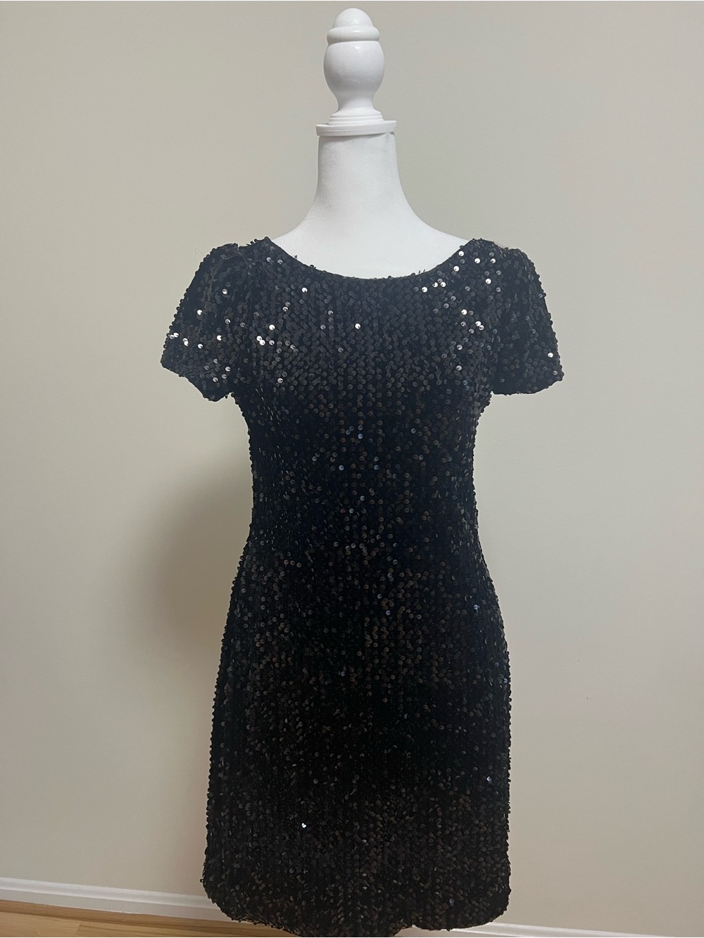WHBM XSP Black Sequin Short-Sleeve Cocktail Mini Dress